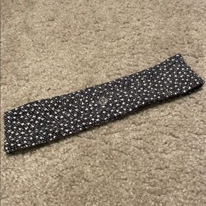 Lululemon Fly Away Tamer Headband II